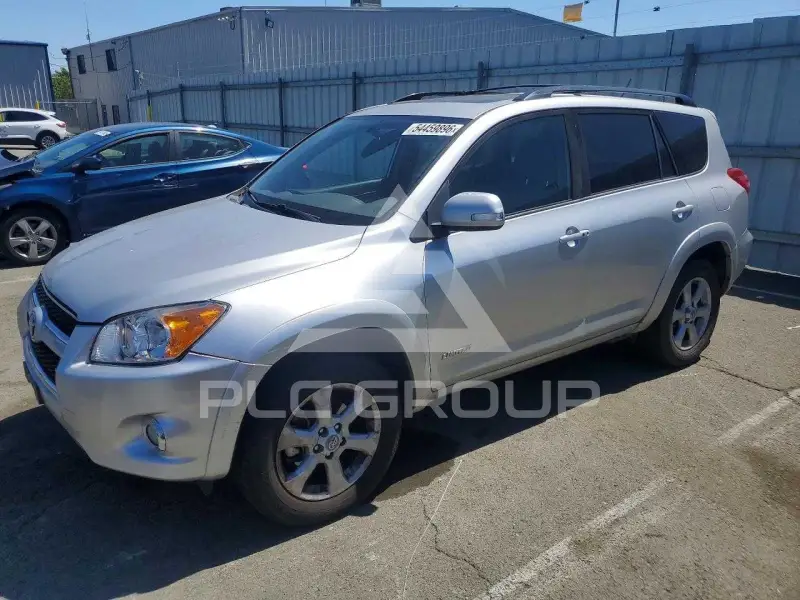 2011 Toyota RAV4 photo