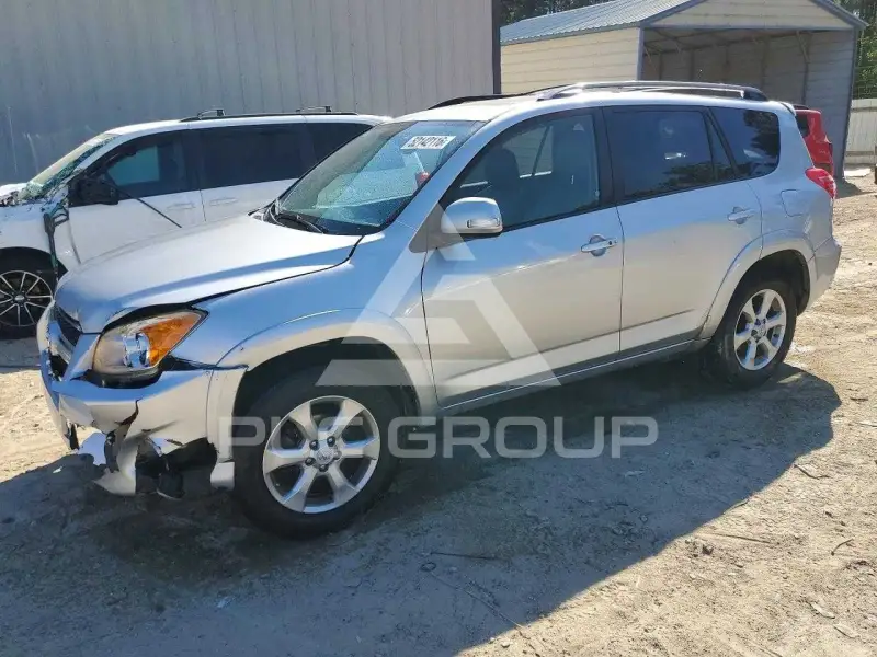 2011 Toyota RAV4 фото