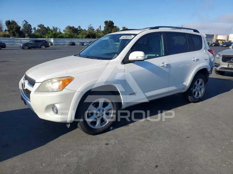 2011 Toyota RAV4 фото