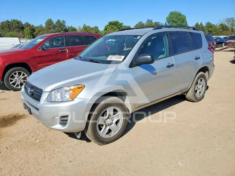 2011 Toyota RAV4 фото