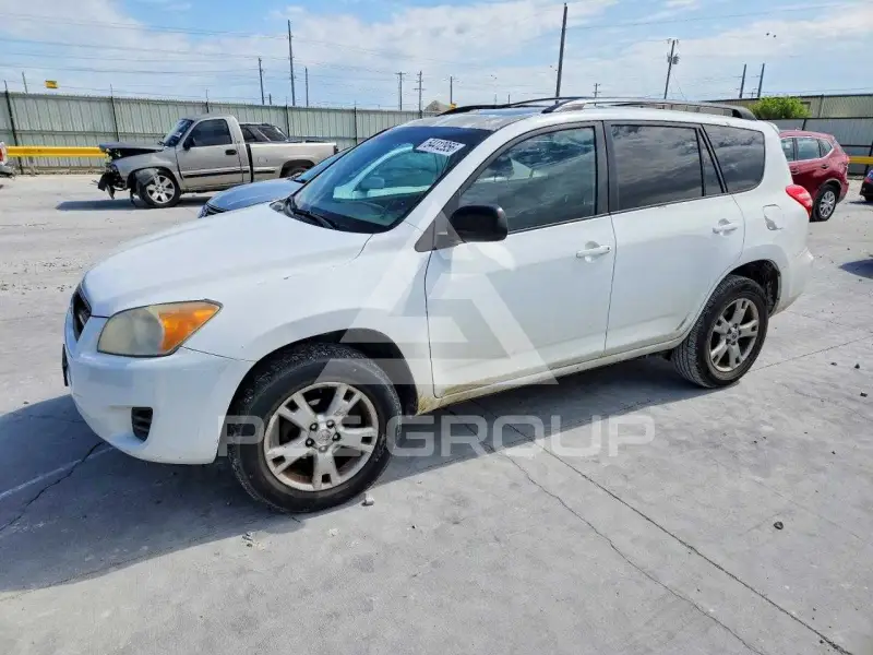 2011 Toyota RAV4 фото
