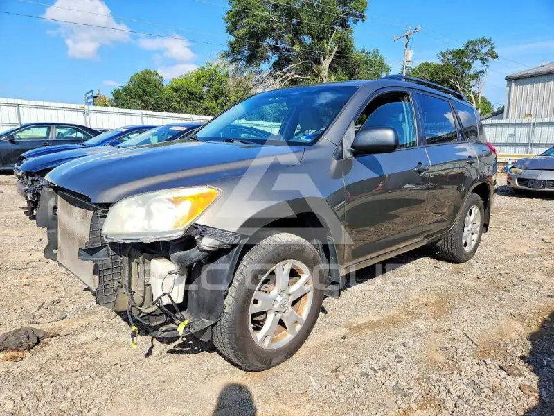 2011 Toyota RAV4 photo