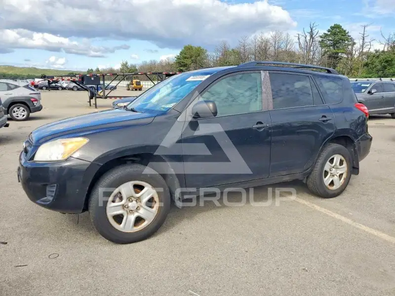 2011 Toyota RAV4 photo