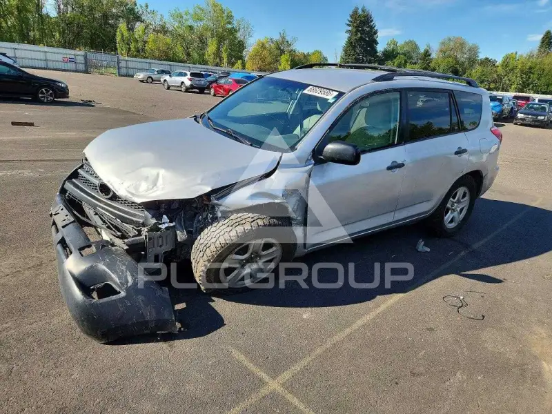 2011 Toyota RAV4 photo
