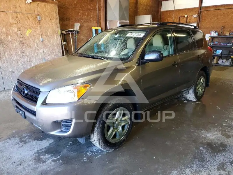 2011 Toyota RAV4 photo