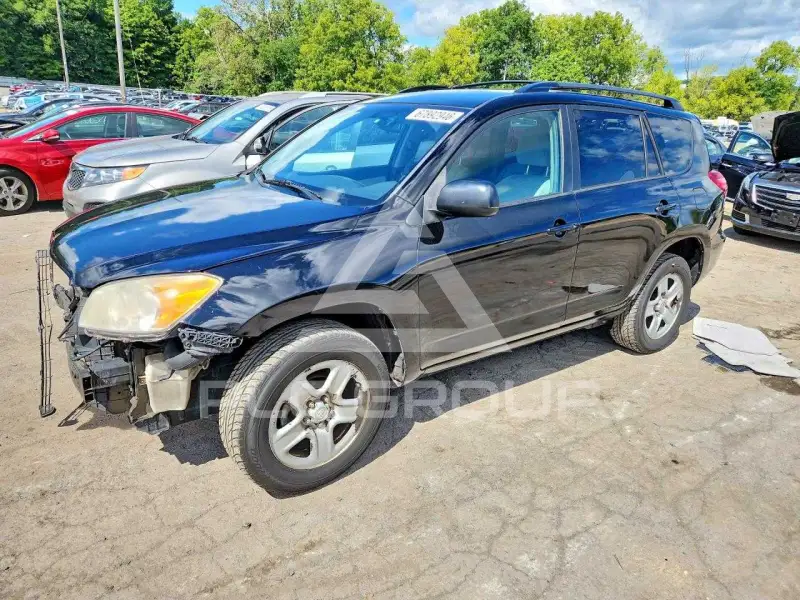 2011 Toyota RAV4 photo