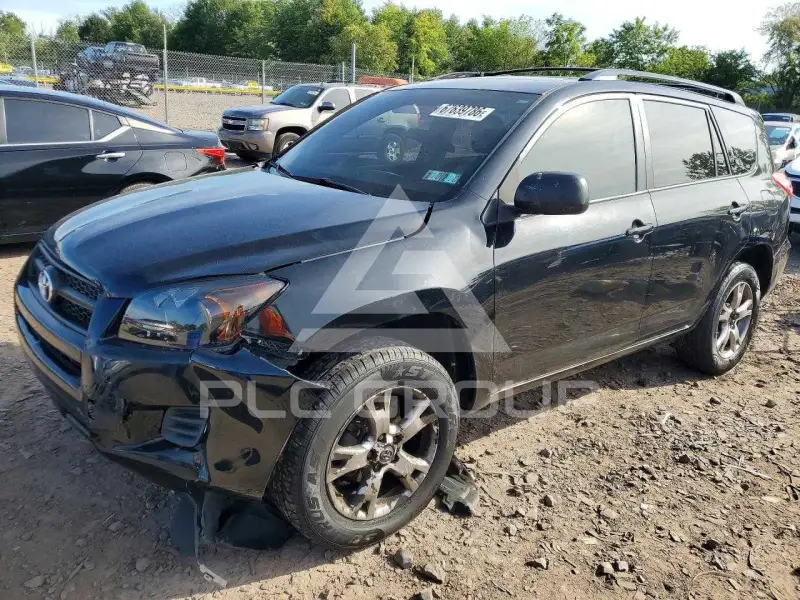 2011 Toyota RAV4 photo