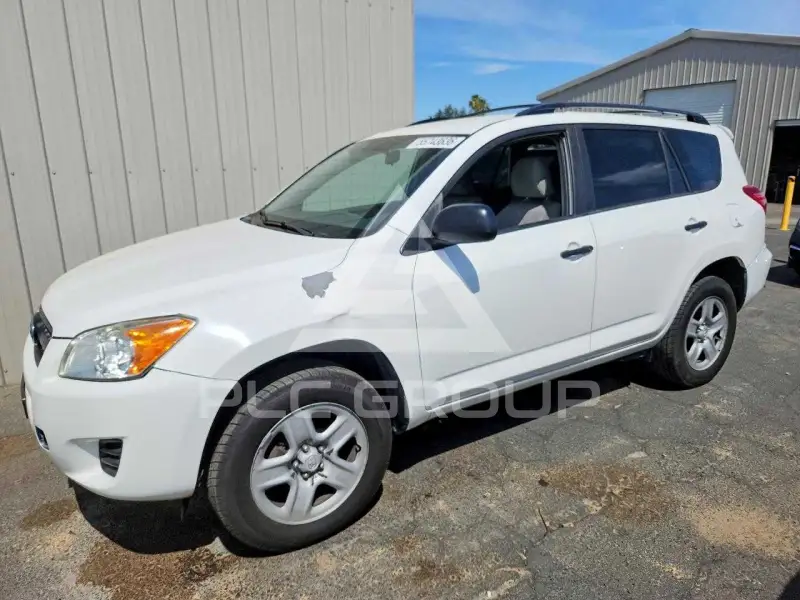 2011 Toyota RAV4 фото
