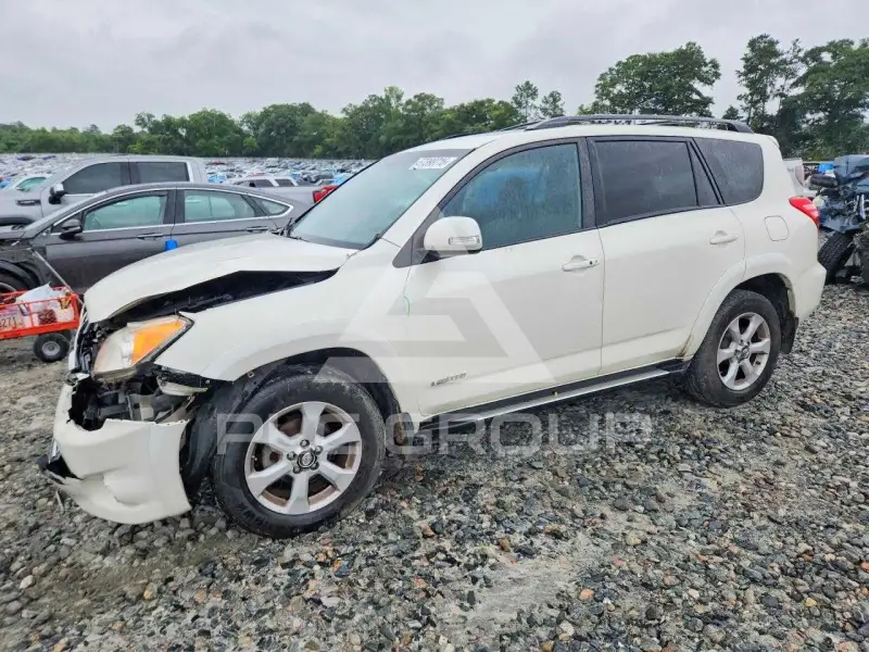 2011 Toyota RAV4 фото