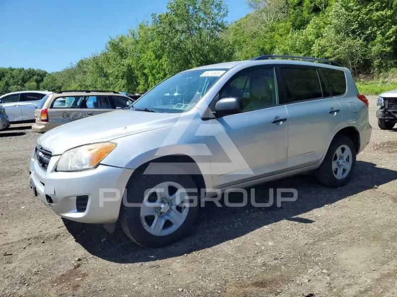 2011 Toyota RAV4 photo