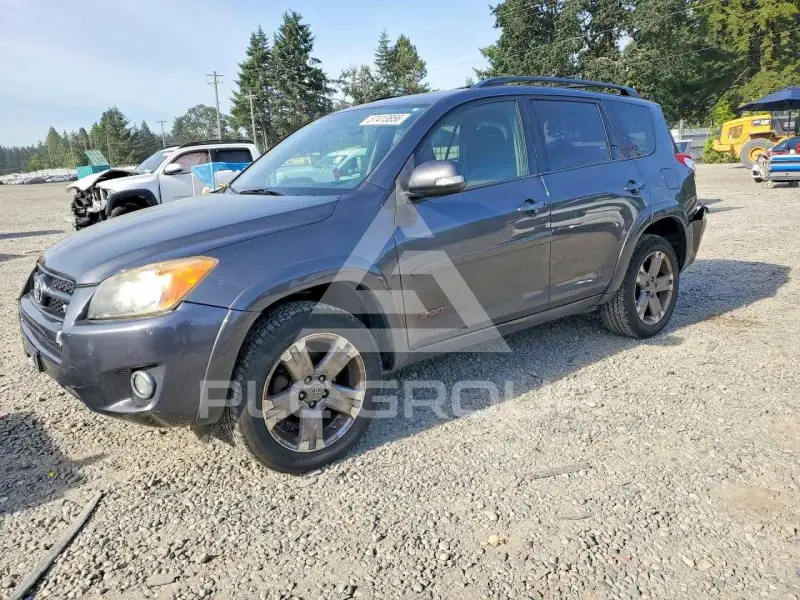2011 Toyota RAV4 photo