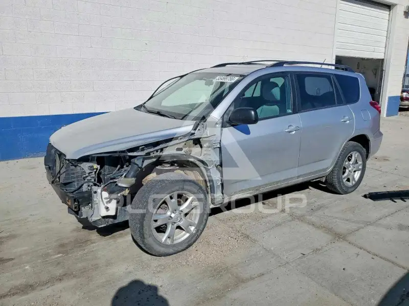 2011 Toyota RAV4 фото