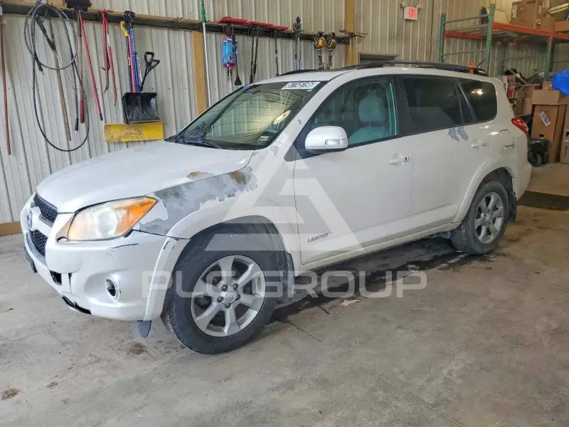 2011 Toyota RAV4 фото