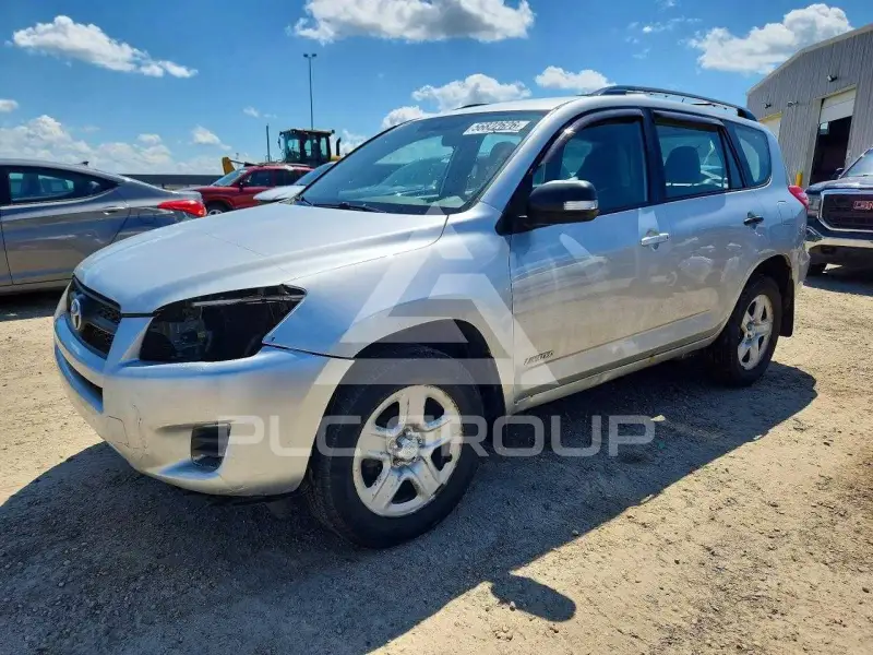 2011 Toyota RAV4 photo