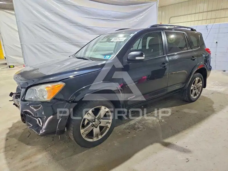 2011 Toyota RAV4 photo