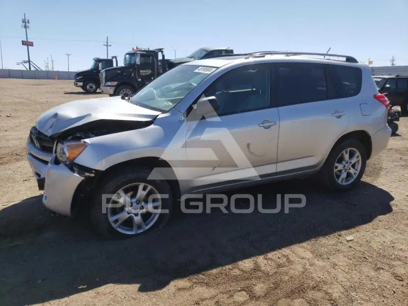 2011 Toyota RAV4 фото