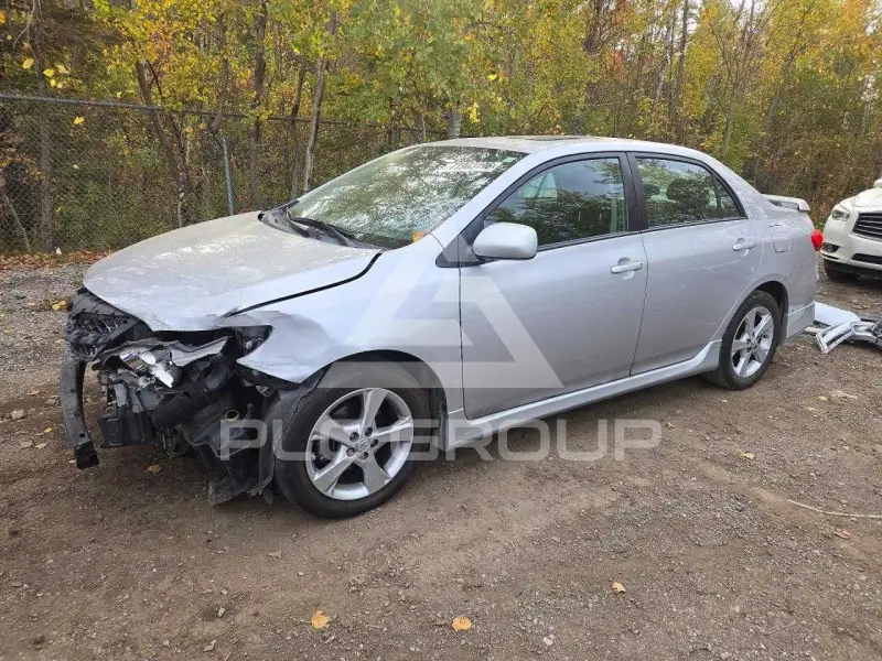 2011 Toyota COROLLA фото