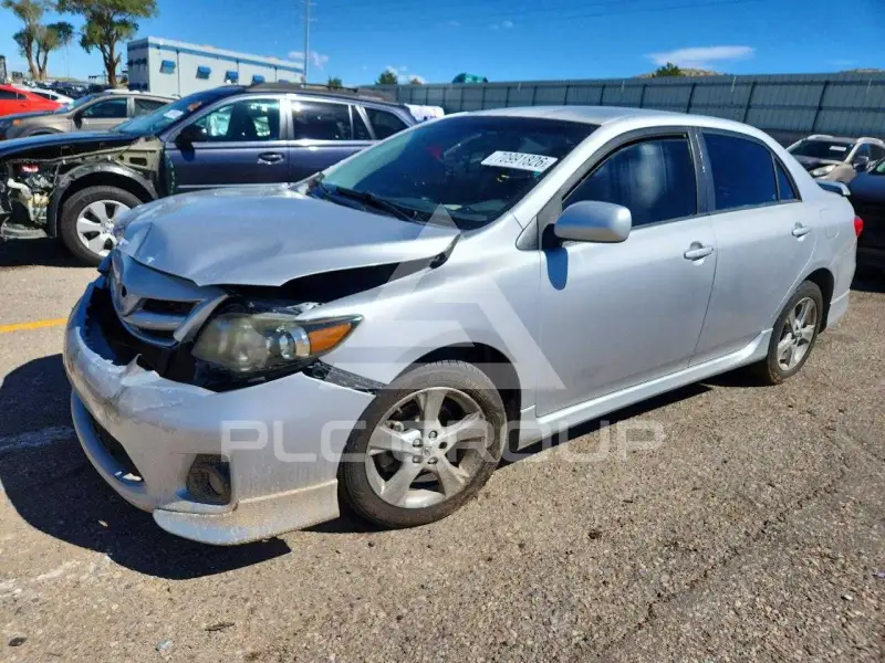 2011 Toyota COROLLA фото