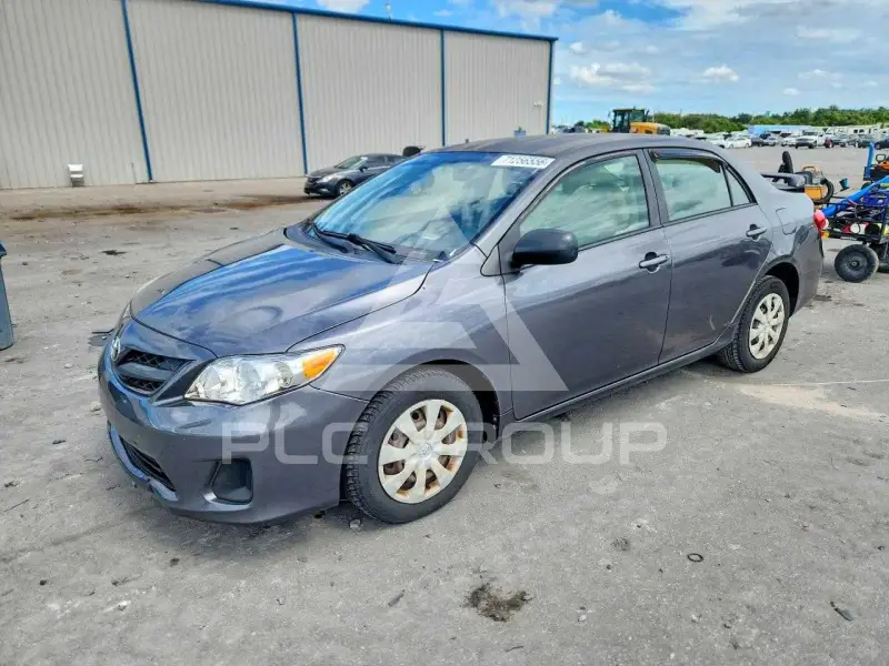 2011 Toyota COROLLA фото