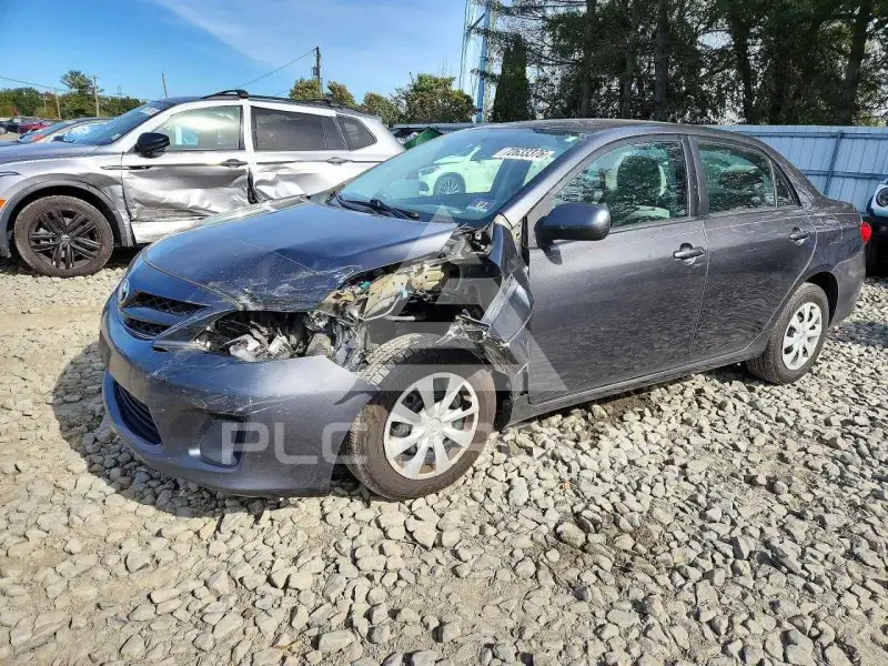 2011 Toyota COROLLA фото
