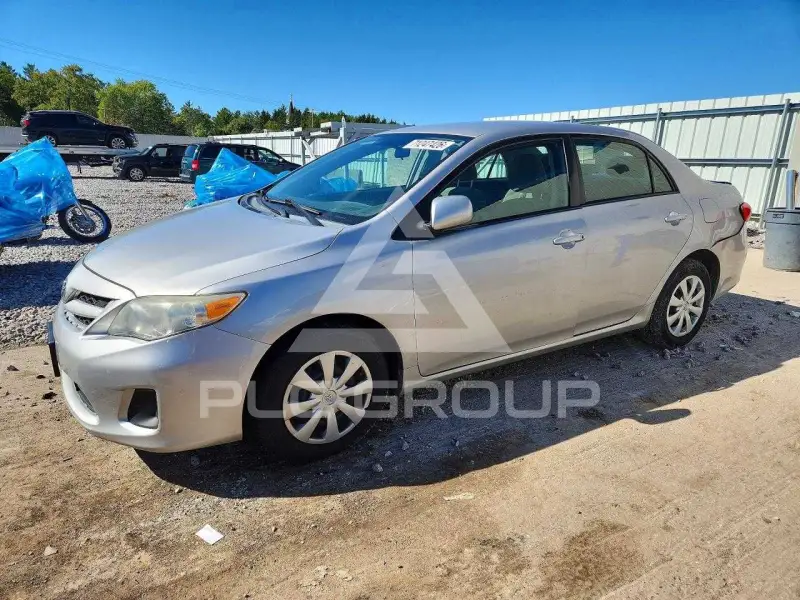 2011 Toyota COROLLA photo