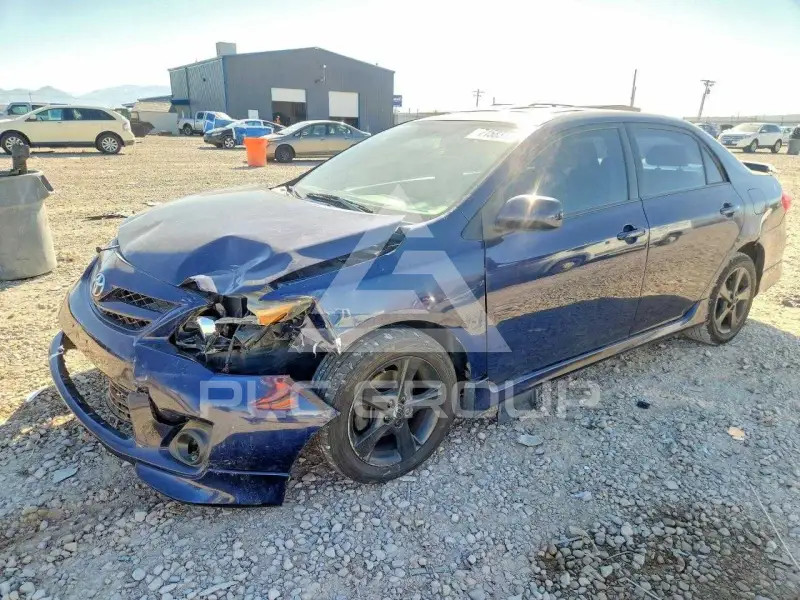 2011 Toyota COROLLA фото