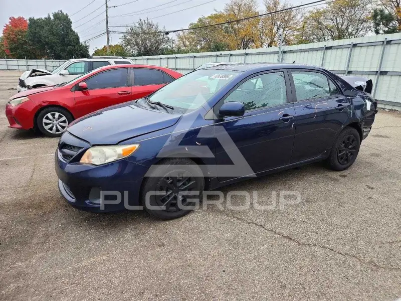 2011 Toyota COROLLA фото