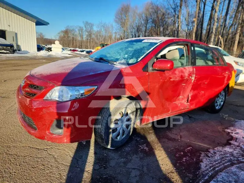 2011 Toyota COROLLA фото
