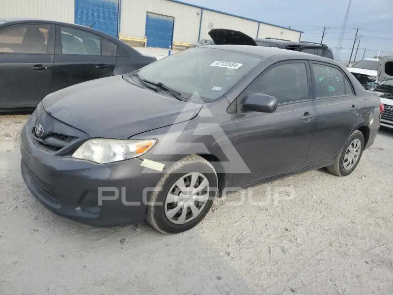 2011 Toyota COROLLA фото