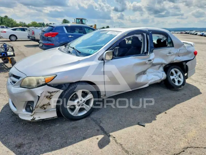 2011 Toyota COROLLA photo