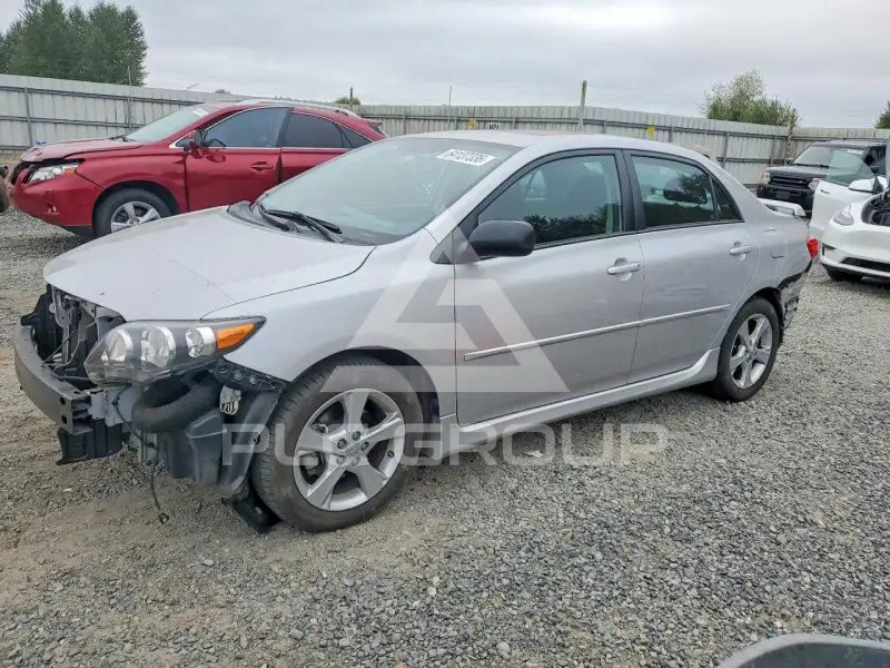 2011 Toyota COROLLA фото