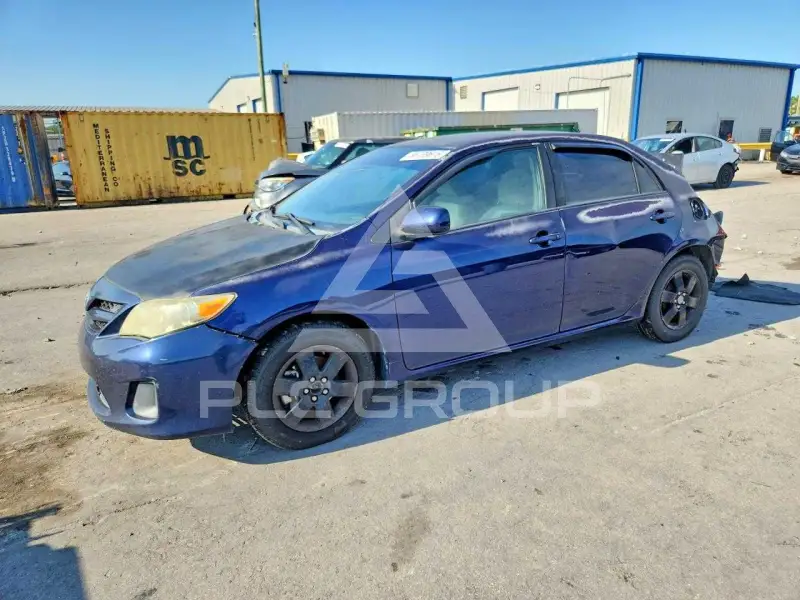 2011 Toyota COROLLA фото