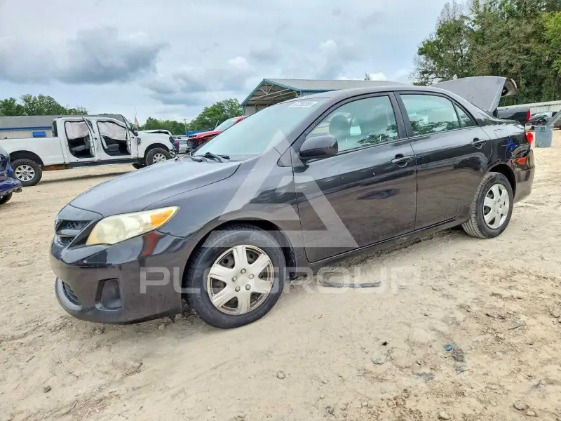 2011 Toyota COROLLA фото