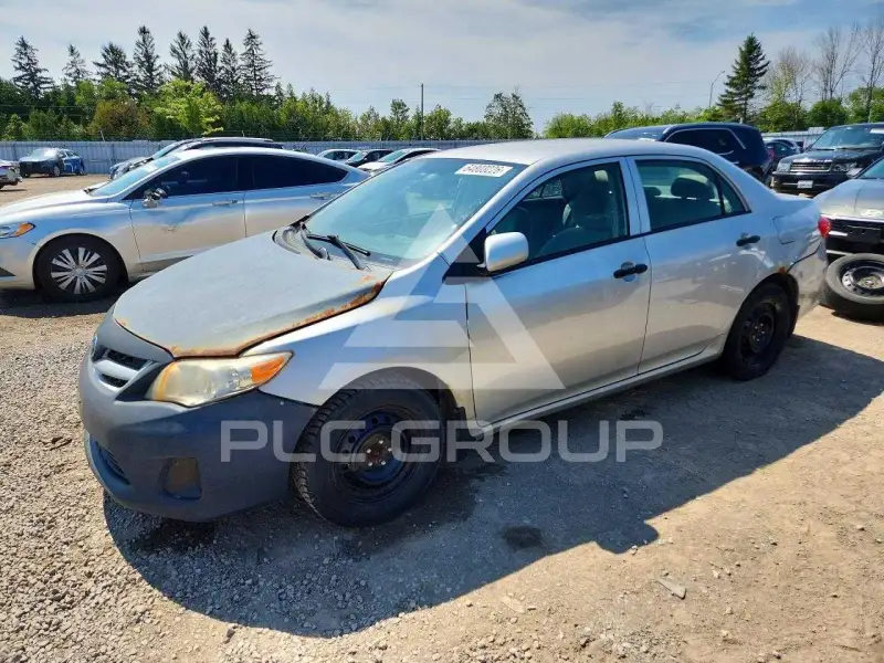 2011 Toyota COROLLA фото