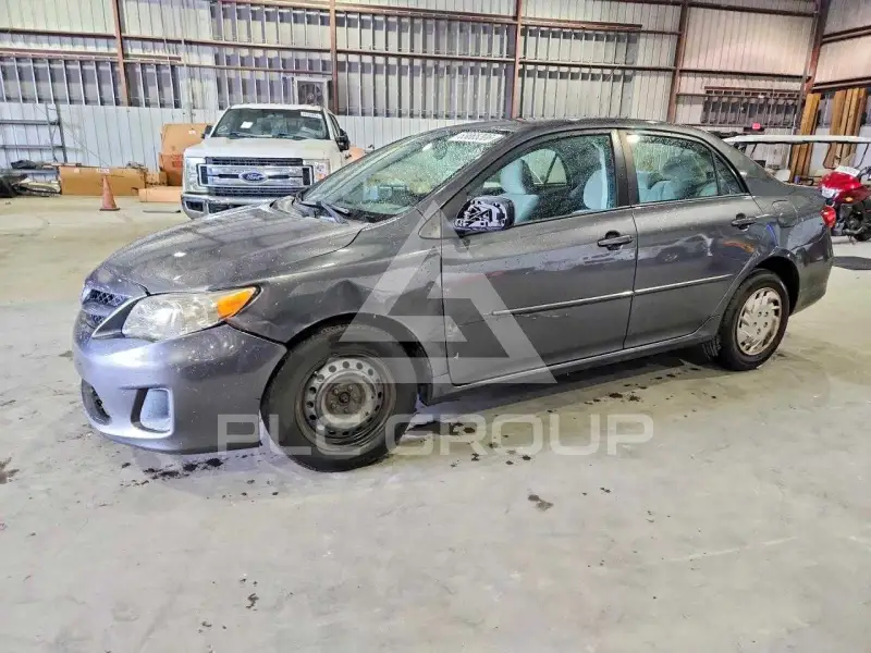 2011 Toyota COROLLA фото