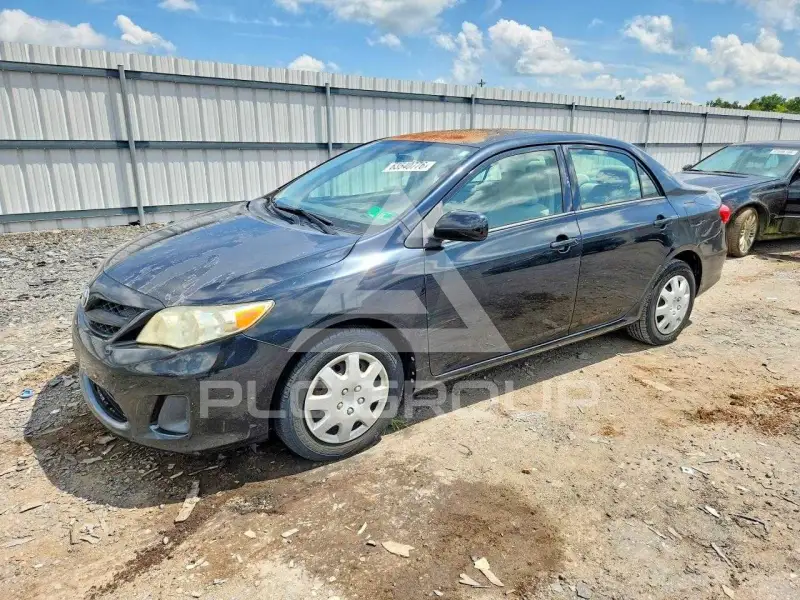2011 Toyota COROLLA фото