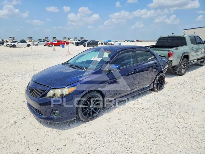 2011 Toyota COROLLA фото