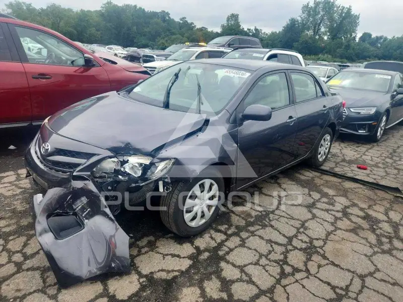 2011 Toyota COROLLA фото