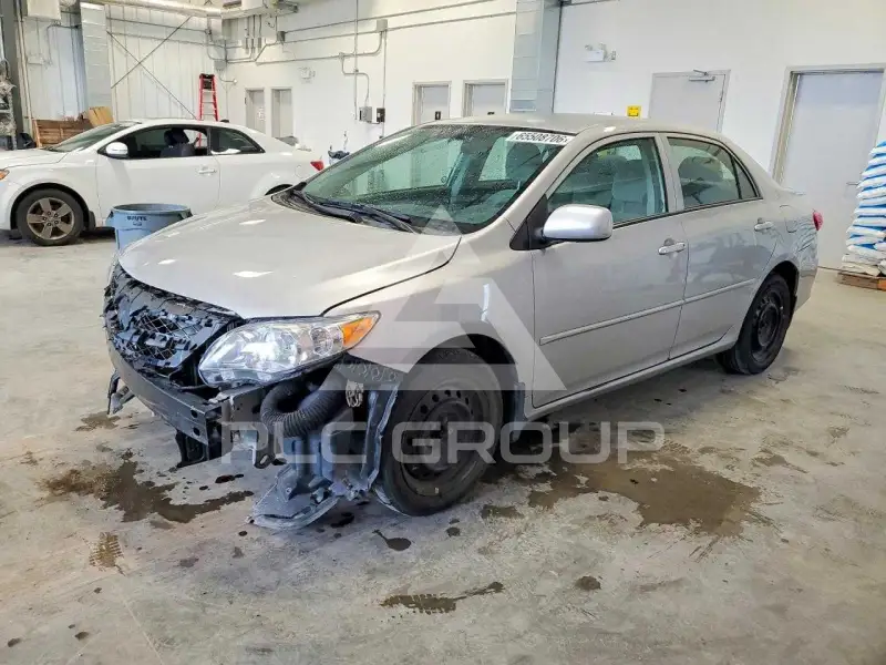 2011 Toyota COROLLA фото