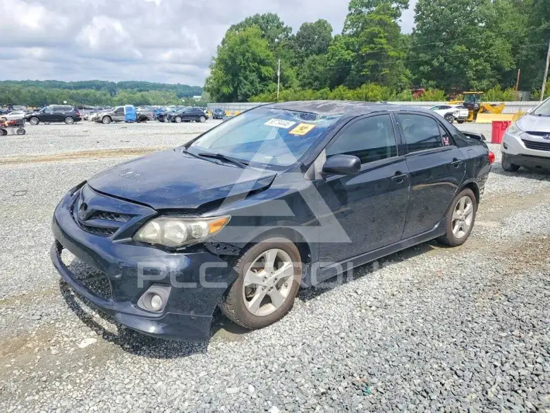 2011 Toyota COROLLA фото