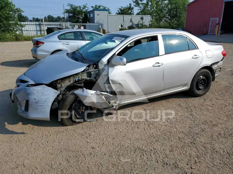 2011 Toyota COROLLA фото
