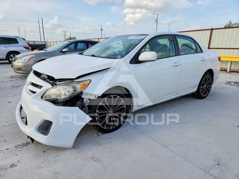 2011 Toyota COROLLA фото