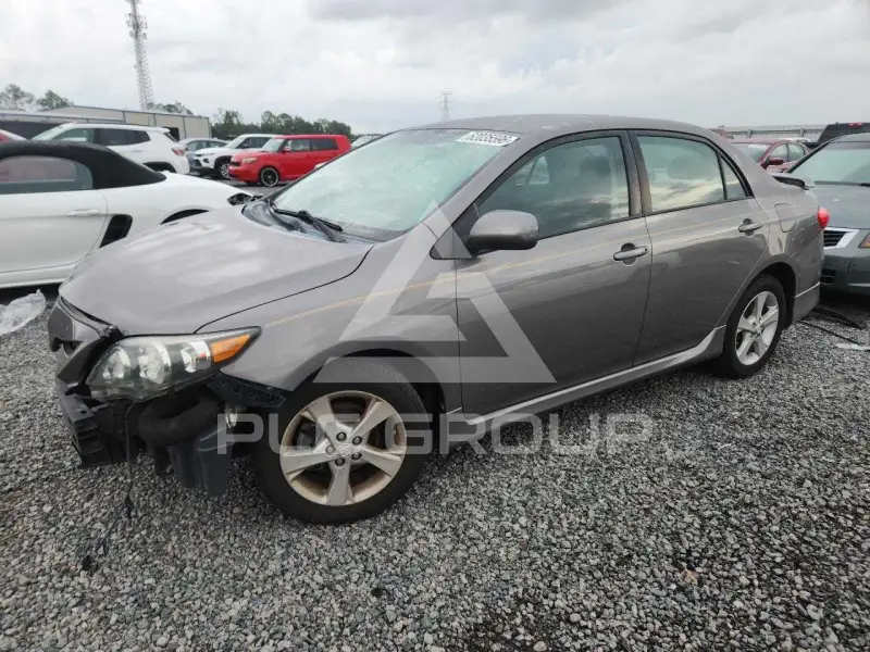 2011 Toyota COROLLA фото