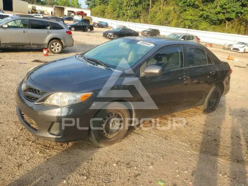 2011 Toyota COROLLA фото