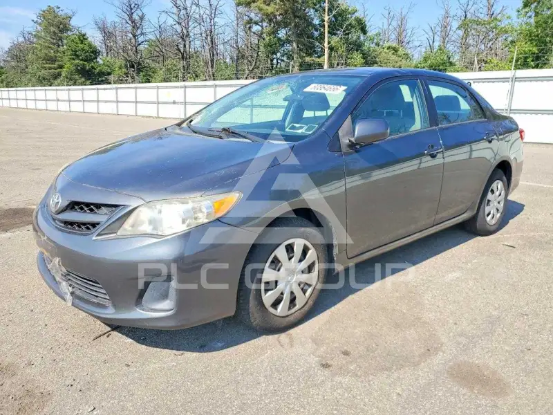 2011 Toyota COROLLA фото