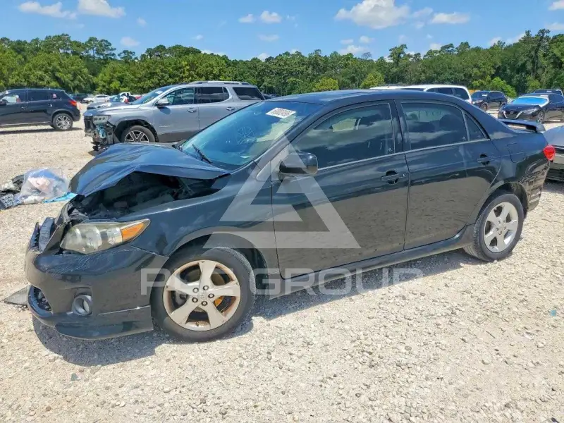 2011 Toyota COROLLA photo