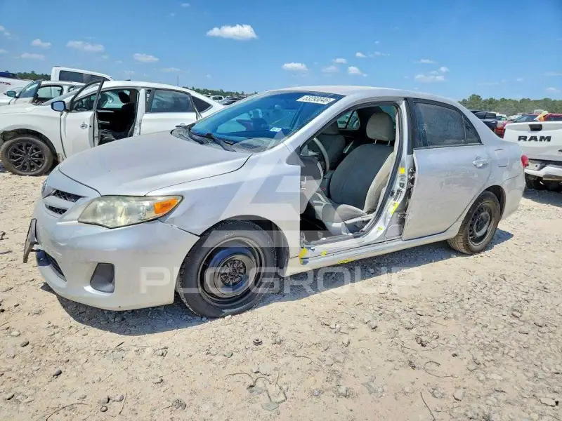 2011 Toyota COROLLA photo