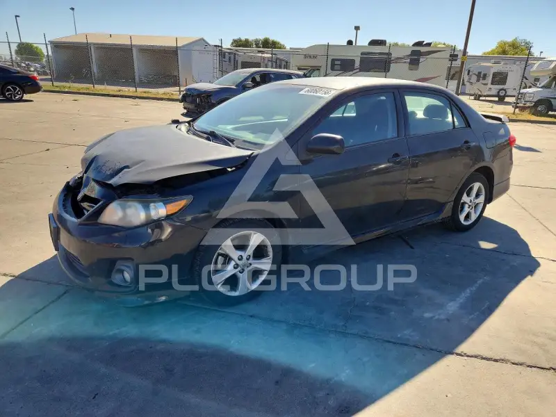 2011 Toyota COROLLA фото