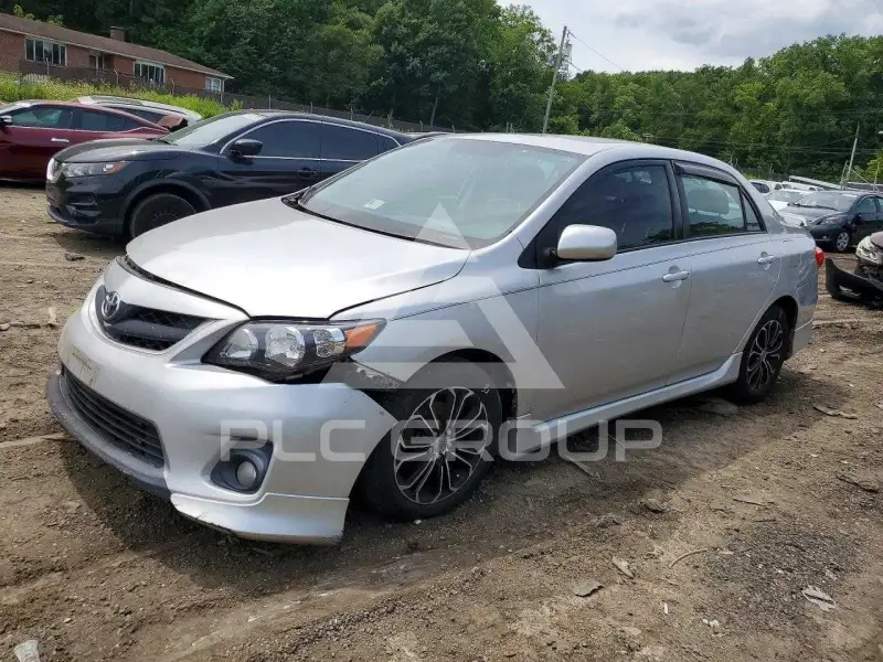 2011 Toyota COROLLA фото