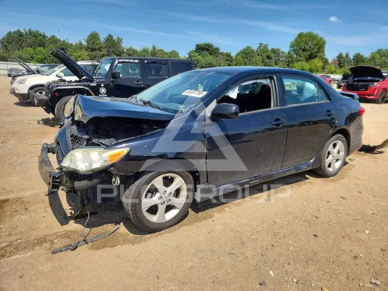 2011 Toyota COROLLA фото